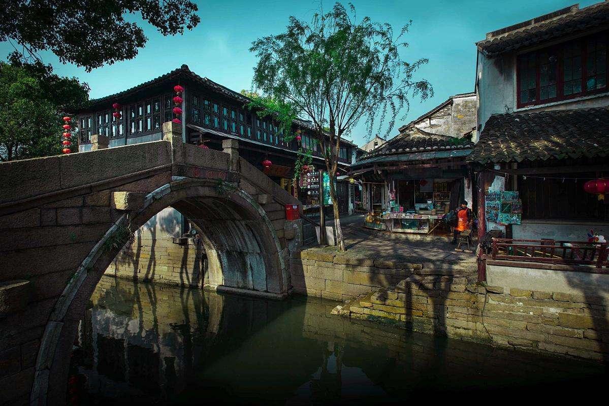 “春运模式”即将开启!贵阳交警@回家的你,请安全出行!